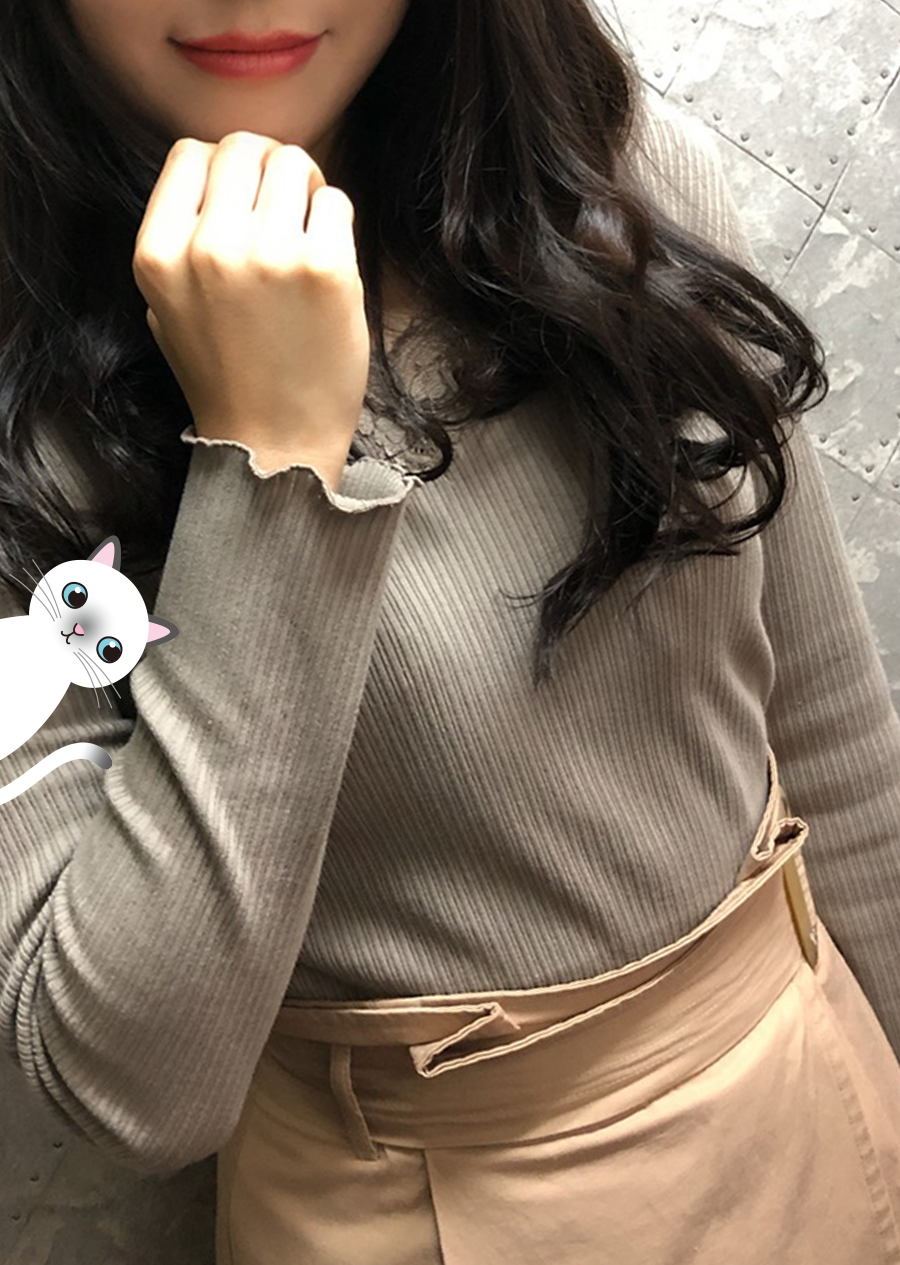 あおい 22歳　派遣社員　顔写真